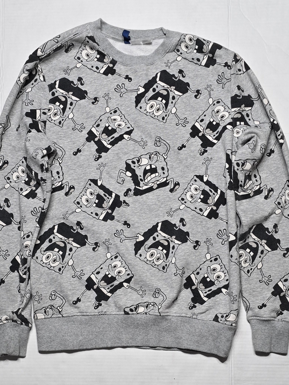 H&M SpongeBob Graphic Crewneck sweatshirt featuring an all-over Gray